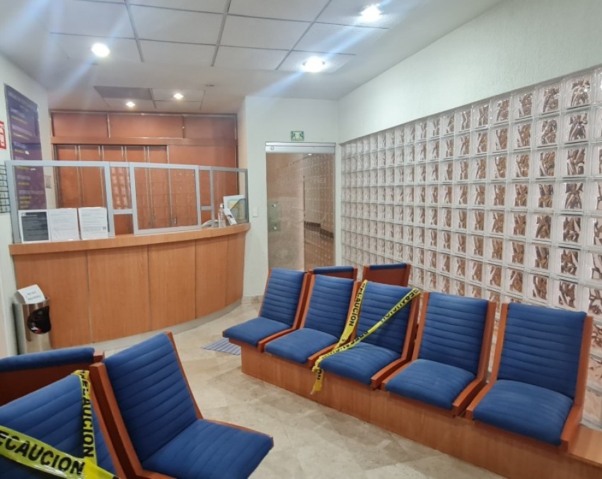 Excelente Consultorio