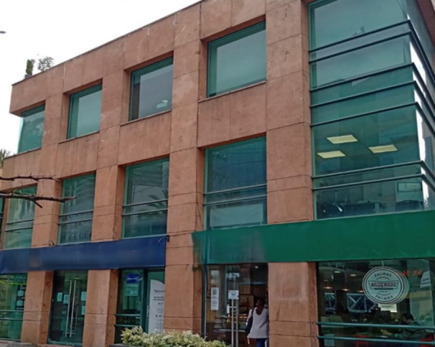 Oficina 440 m² en renta+ 10 cajones en Palmas/Lomas de Chapultepec